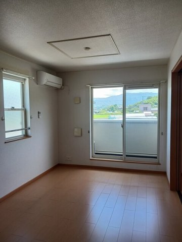 ハーベストホーム弐番館　Ⅰの居間・リビング|居間です