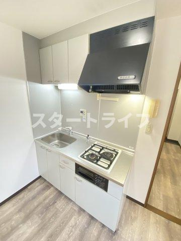 大阪市淀川区木川西４丁目の賃貸マンションのキッチン