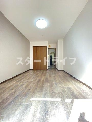 大阪市淀川区木川西４丁目の賃貸マンションの寝室