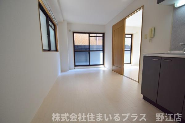 緑第3三友マンションの居間・リビング