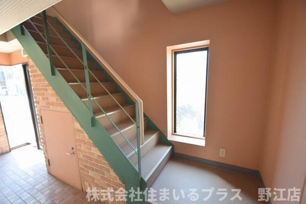 緑第3三友マンションのロビー