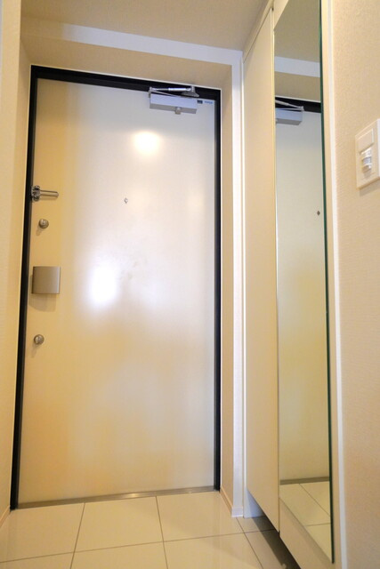 プライムブリス東中野駅前の玄関|※写真は同タイプ住戸です。