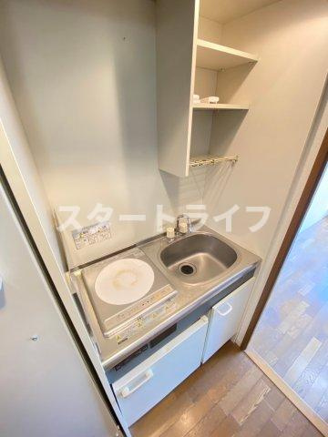 大阪市淀川区十三本町２丁目の賃貸マンションのキッチン