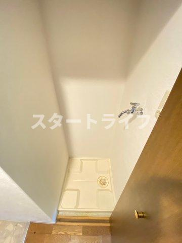 大阪市淀川区十三本町２丁目の賃貸マンションの洗面所
