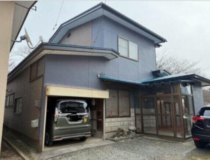 秋田市楢山字寺小路　中古の外観