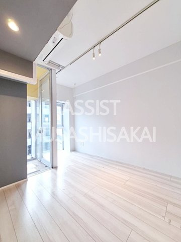 レスピール三鷹の寝室|写真：設備同仕様の別物件です