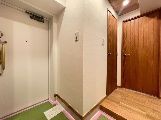 【玄関】