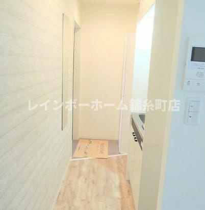 プレシャス西新井の玄関