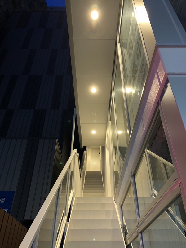 FM SHINSAIBASHI3階＋屋上