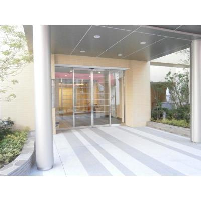 パークホームズ大岡山ラヴィアンコートのエントランス|ゆとりのあるエントランスです