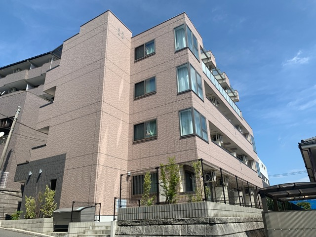 ウエストヒルズの外観|来店不要で契約まで完結♪カード決済・LINE対応！