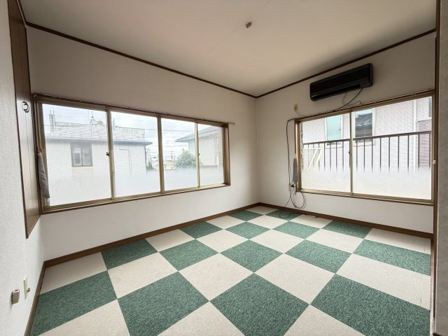 【洋室】 | 常総市水海道栄町　2階部分リフォ－ム　4DK