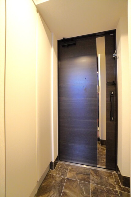 ベルファース八丁堀Ｗｅｓｔの玄関|※写真は同タイプ住戸です。