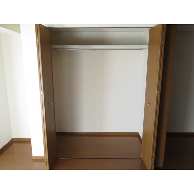 ＹＡＹＯＩ　ＣＯＵＲＴの収納|写真は他部屋