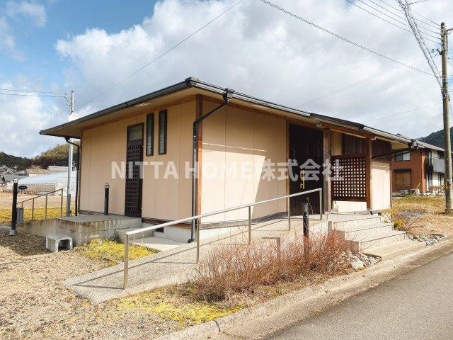 丹波市山南町草部の一戸建ての外観|ペットご相談下さい＊駐車場料金は無料◇平屋一軒家に空きが出ました★