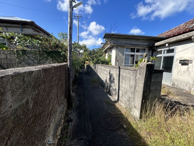 うるま市与那城屋慶名(57.94坪)の周辺