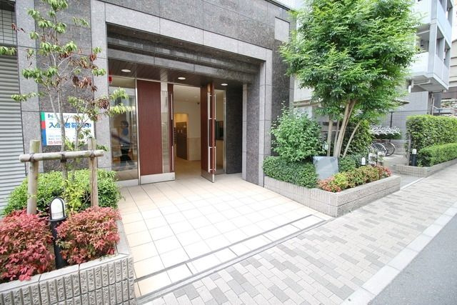 クリオ戸越銀座弐番館のエントランス