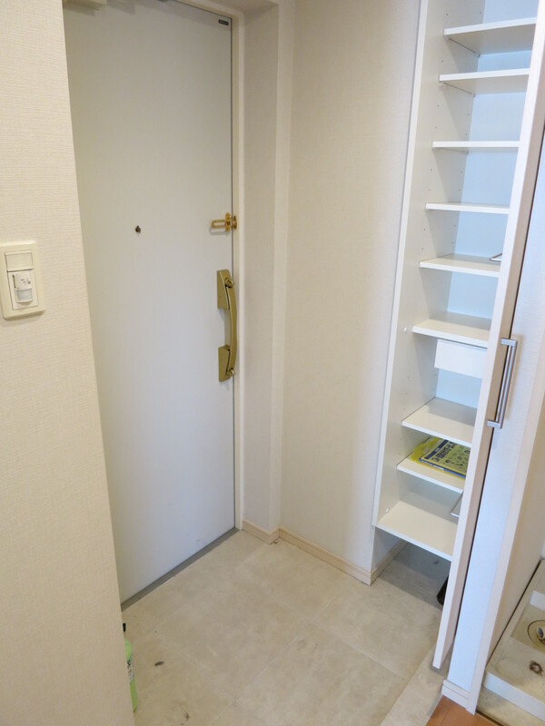 クリオ戸越銀座弐番館の玄関