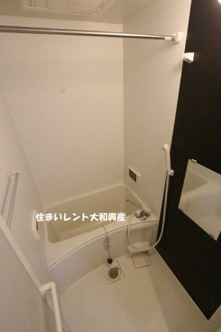 マ・ピエス町田の浴室