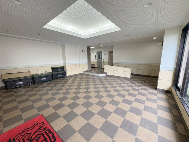 ライオンズマンション蘇我駅前のエントランス|共用部・エントランス