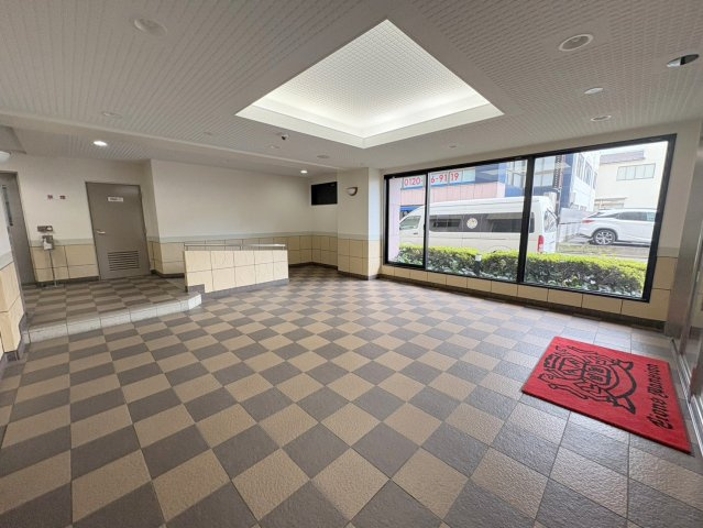 ライオンズマンション蘇我駅前のエントランス|共用部・エントランス