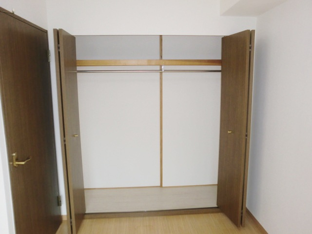 シャンテ雲雀丘の収納