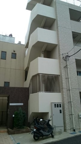 プラシード　横浜