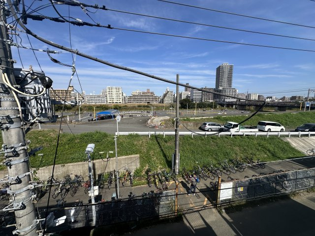 リアル綱島パークテラスA棟の展望|※301号室参照