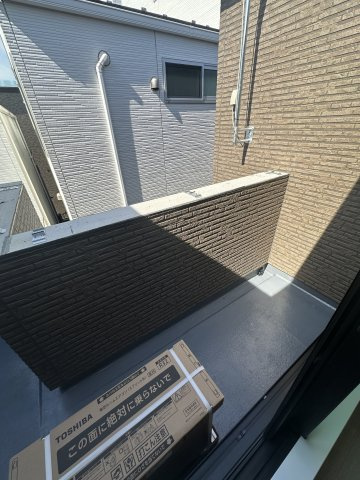 リアル綱島パークテラスA棟のバルコニー|※302号室参照