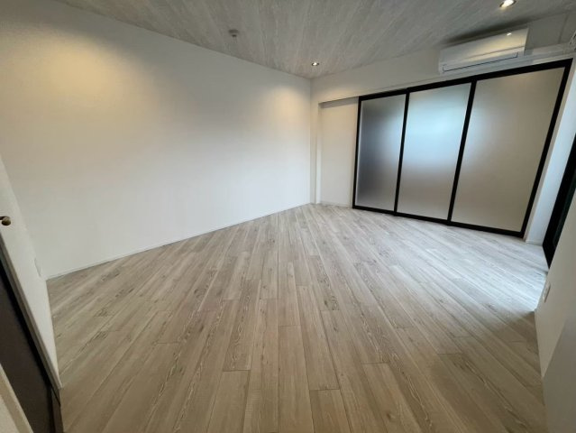 久留米市三潴町玉満のアパートの居間・リビング