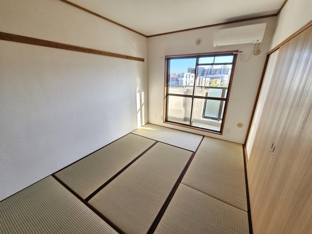 リヴェール21・日吉の和室|退去前につき、別部屋のお写真になります。