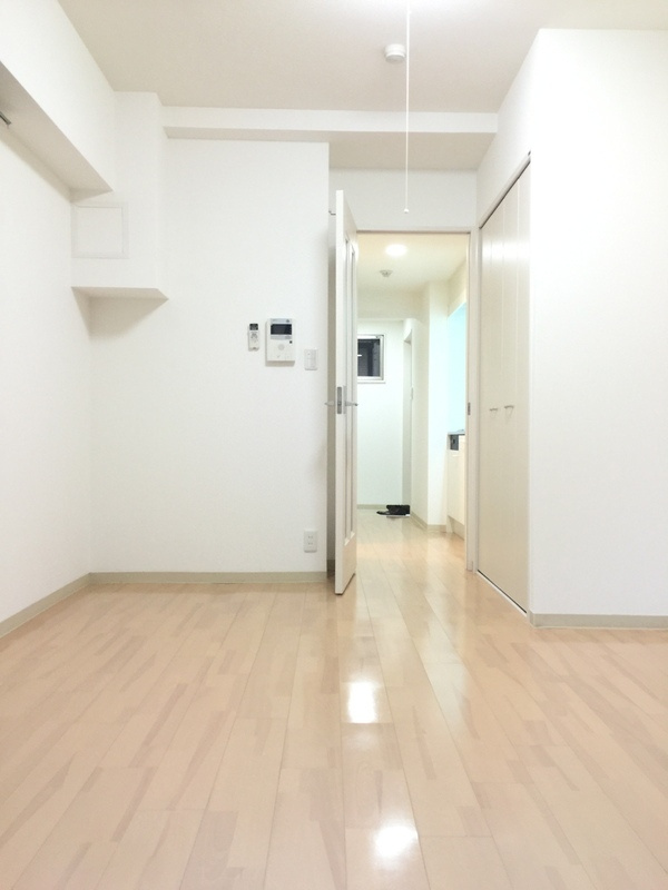 川崎市中原区木月２丁目の賃貸マンションの居間・リビング