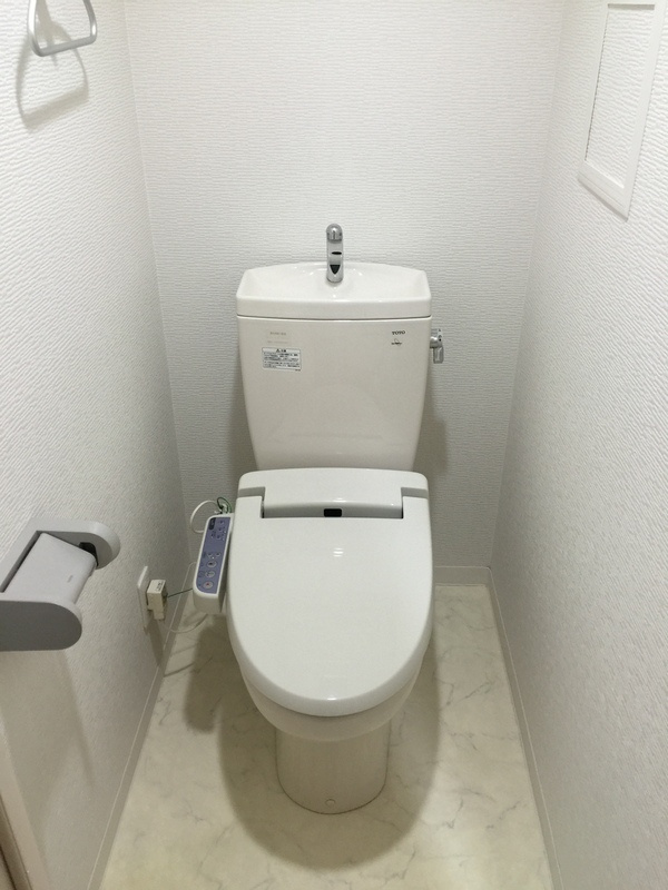 川崎市中原区木月２丁目の賃貸マンションのトイレ