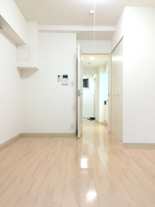 川崎市中原区木月２丁目の賃貸マンションの居間・リビング