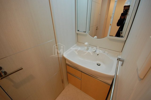 アーバネックス大手前の洗面所