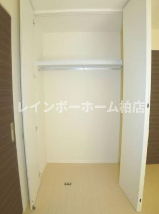 担当エリアのルームアドバイザーが直接対応の収納|小物を収納するのに便利です