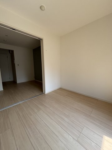 clarté 葛城（クラルテカツラギ）の寝室|開放的な寝室です