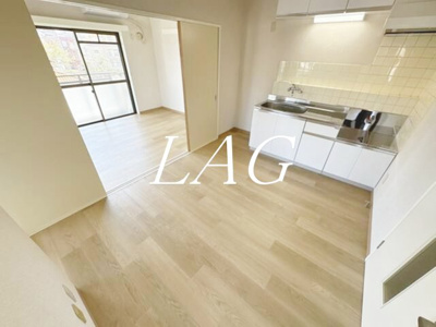 【居間・リビング】 | メゾン光陵 | 洋室のお部屋です。