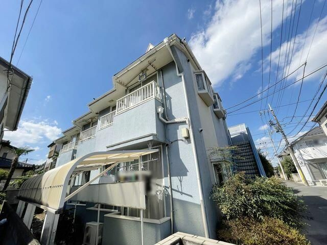 所沢市北所沢町のアパートの外観