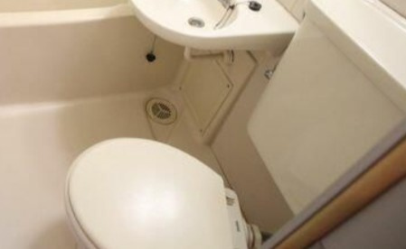 所沢市北所沢町のアパートのトイレ