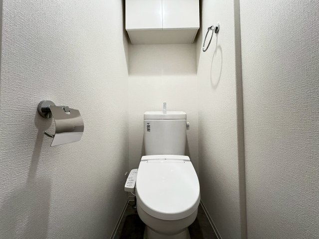 セレニテ南堀江エクラのトイレ