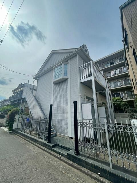 ロフト新座の外観