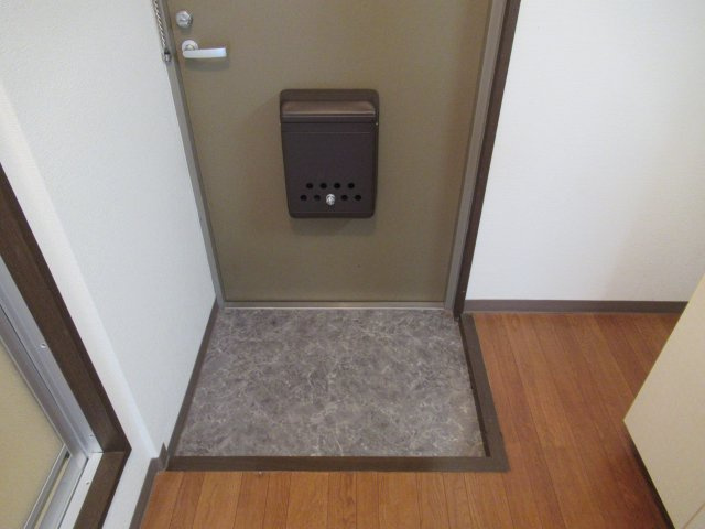 ヴィルベール桂の玄関