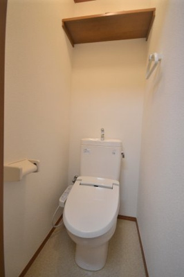 【トイレ】 | ヴィラ・クローネⅡ | 別部屋参考写真となります。