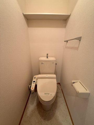 神戸市須磨区多井畑南町の一戸建てのトイレ|☆神戸市須磨区　多井畑南町戸建賃貸☆