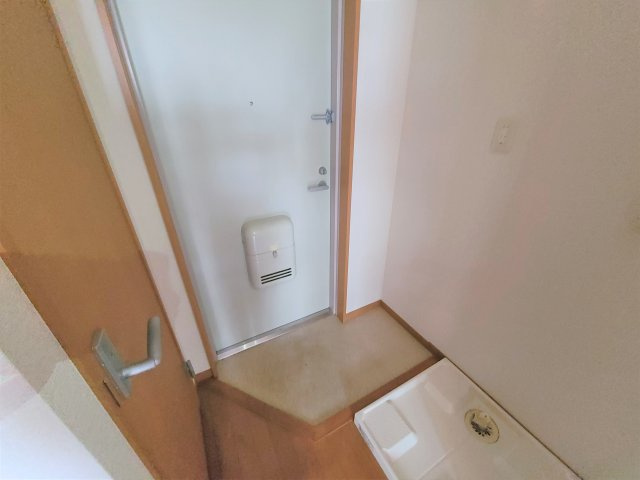 ハピネス八千代の玄関|きれいな玄関です