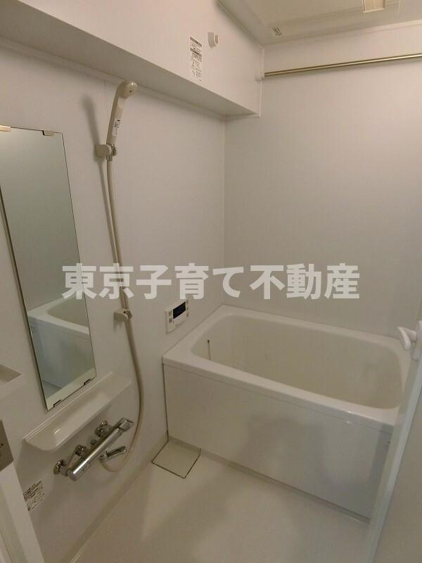 コスモリード文京千駄木の浴室