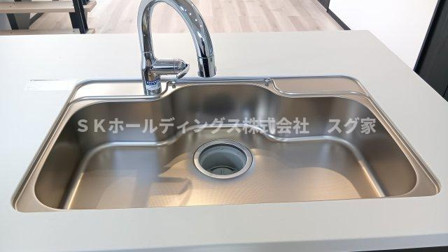 綾部市岡町新築戸建て住宅のキッチン