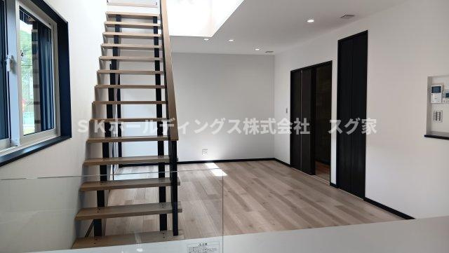 綾部市岡町新築戸建て住宅の居間・リビング