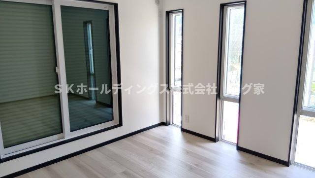 綾部市岡町新築戸建て住宅の洋室